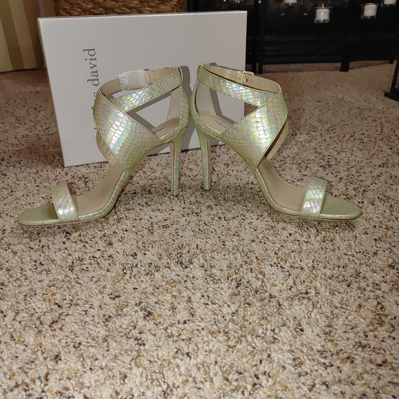 Charles David Shoes - CHARLES DAVID ICON MINT SNAKE SANDAL 7.5